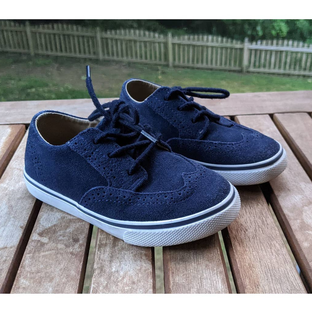 Janie and Jack blue Wingtip Sneaker SIZE 9